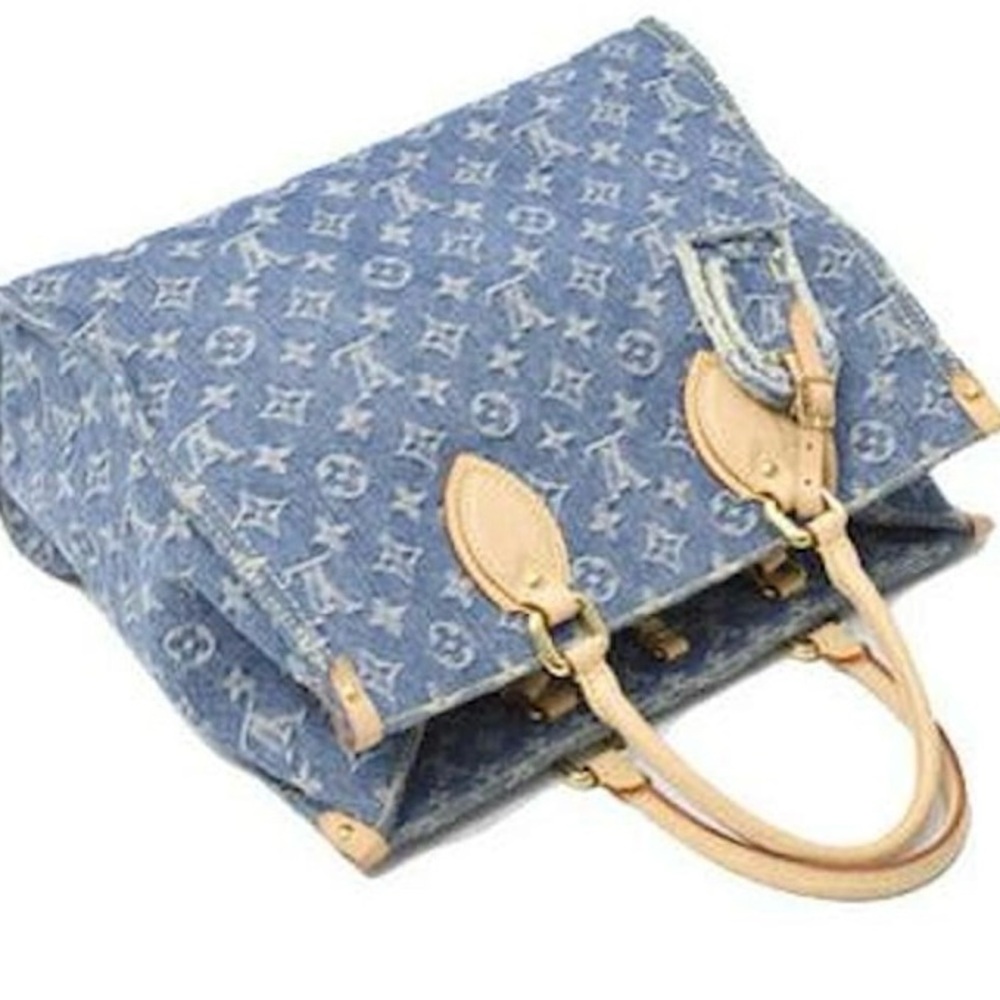 Louis Vuitton On The Go (OTG) MM Monogram remix Tote Bag - Picture 3 of 9